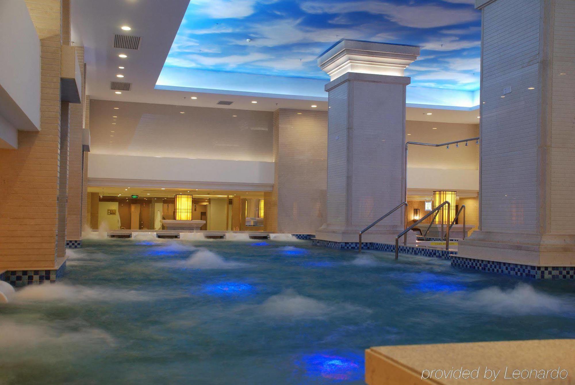 Water Way Hotel Гуанчжоу Экстерьер фото